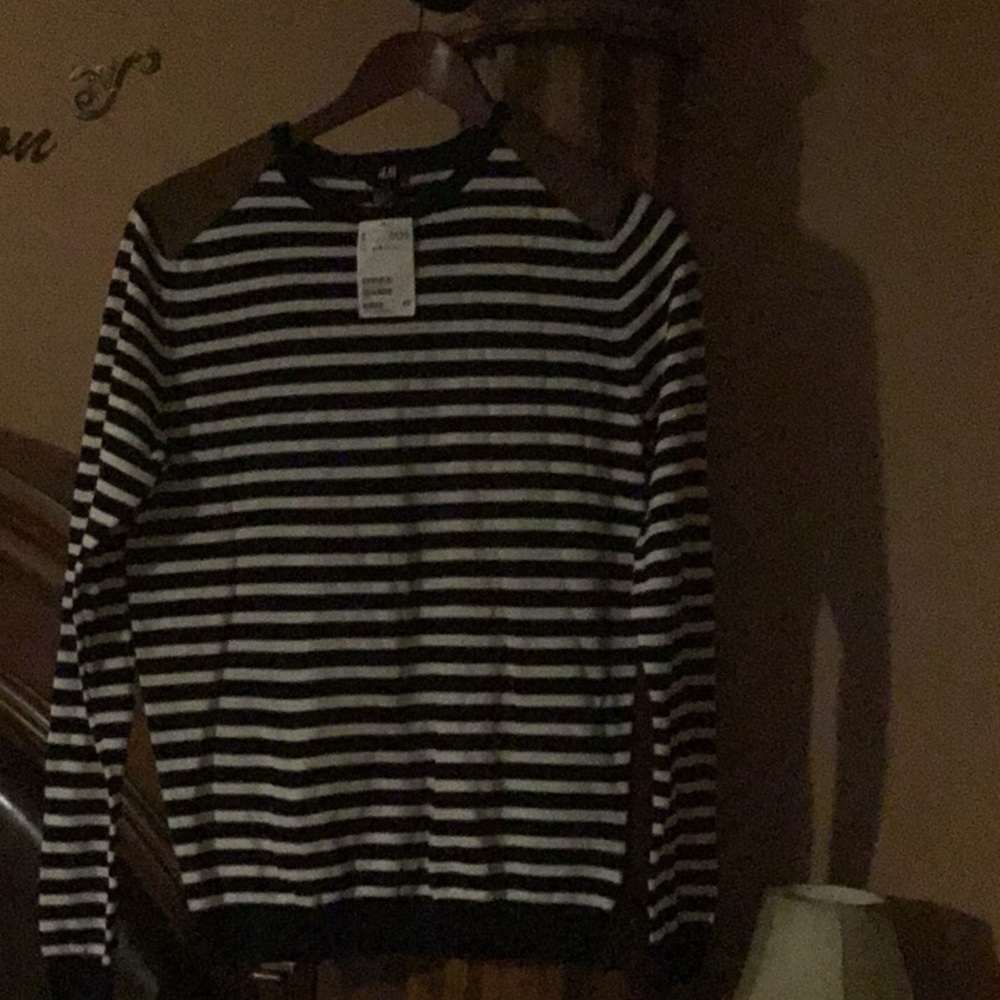 New H&M Sweater